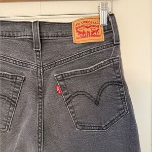Levi’s Wedgie Straight Women’s Jeans
